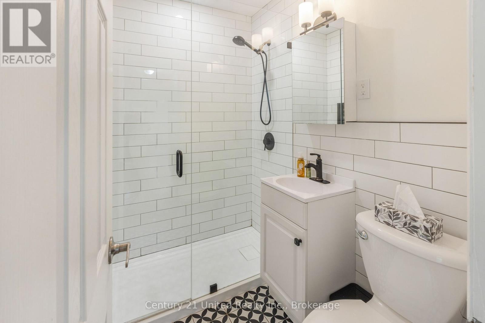 641 HAROLD DRIVE - 19
