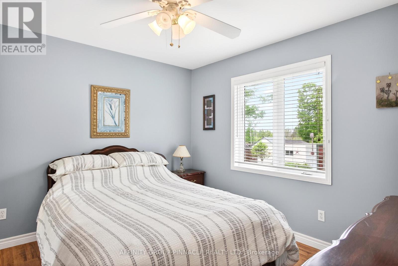 5 FAWN STREET - 14
