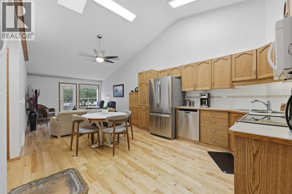 #22 1008 Woodside Way NW - 5