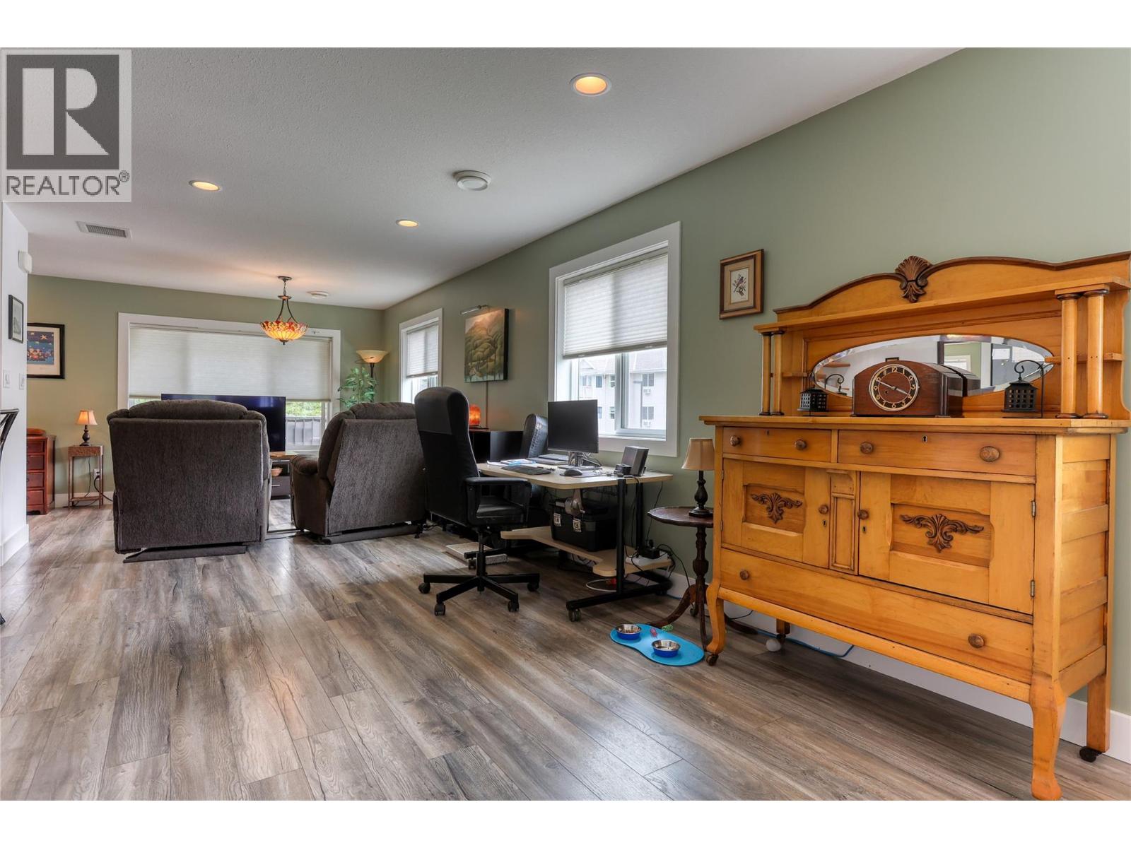  495 Columbia Street, Castlegar