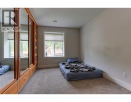 495 Columbia Street, Castlegar, BC V1N1G8 Photo 47