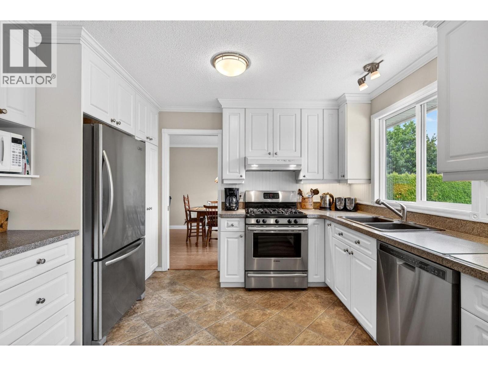  660 Welke Road, Kelowna