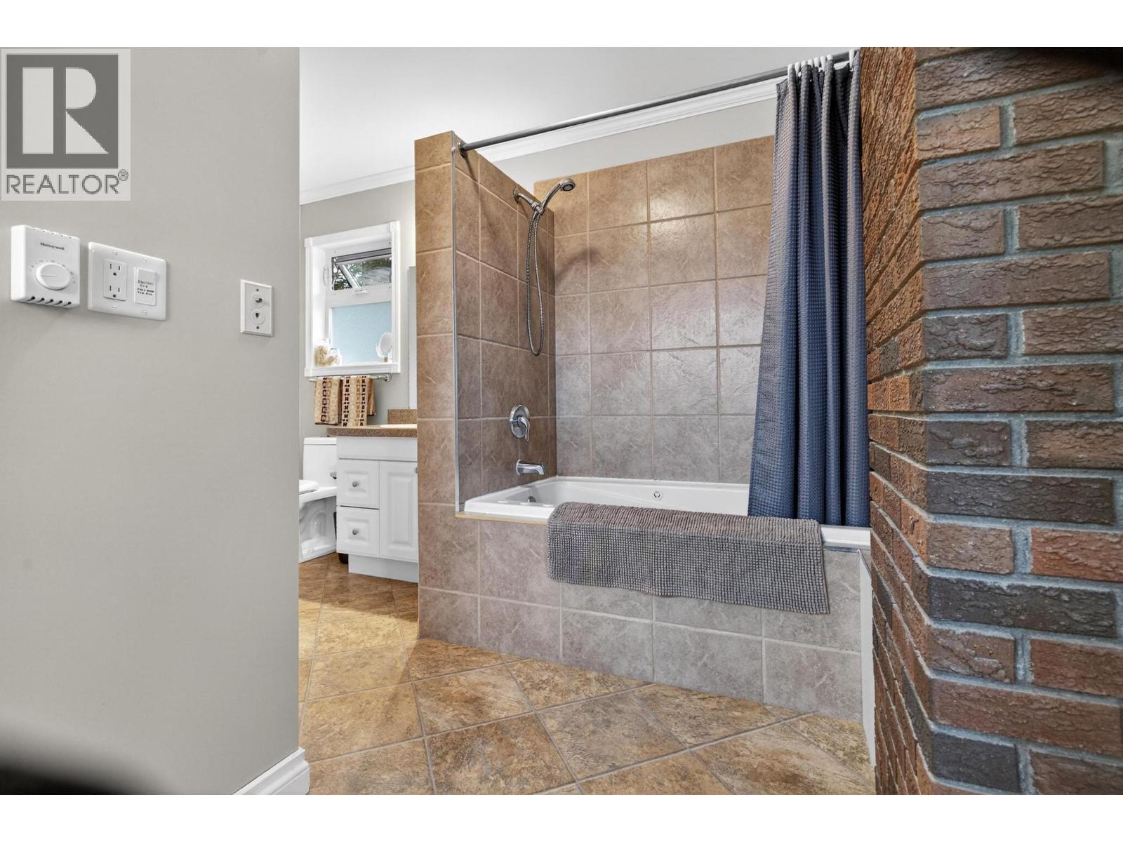  660 Welke Road, Kelowna