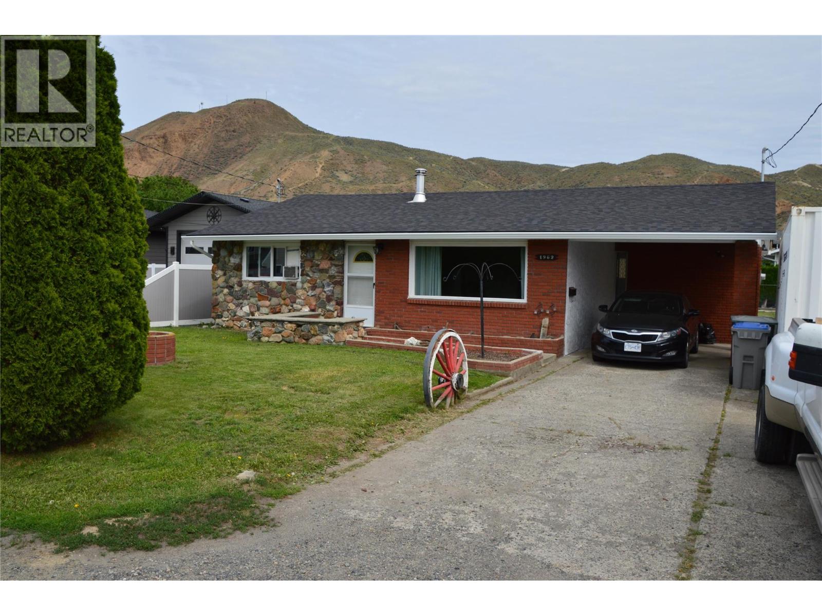 1962 Parkcrest Avenue - 2
