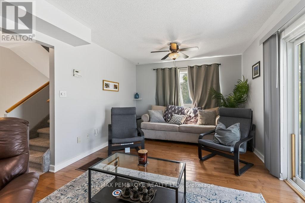 466 GOURLEY AVENUE - 17