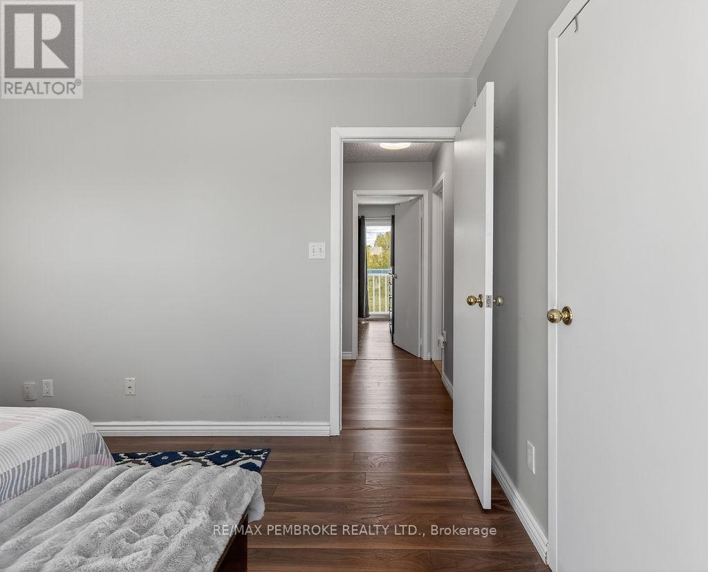 466 GOURLEY AVENUE - 24