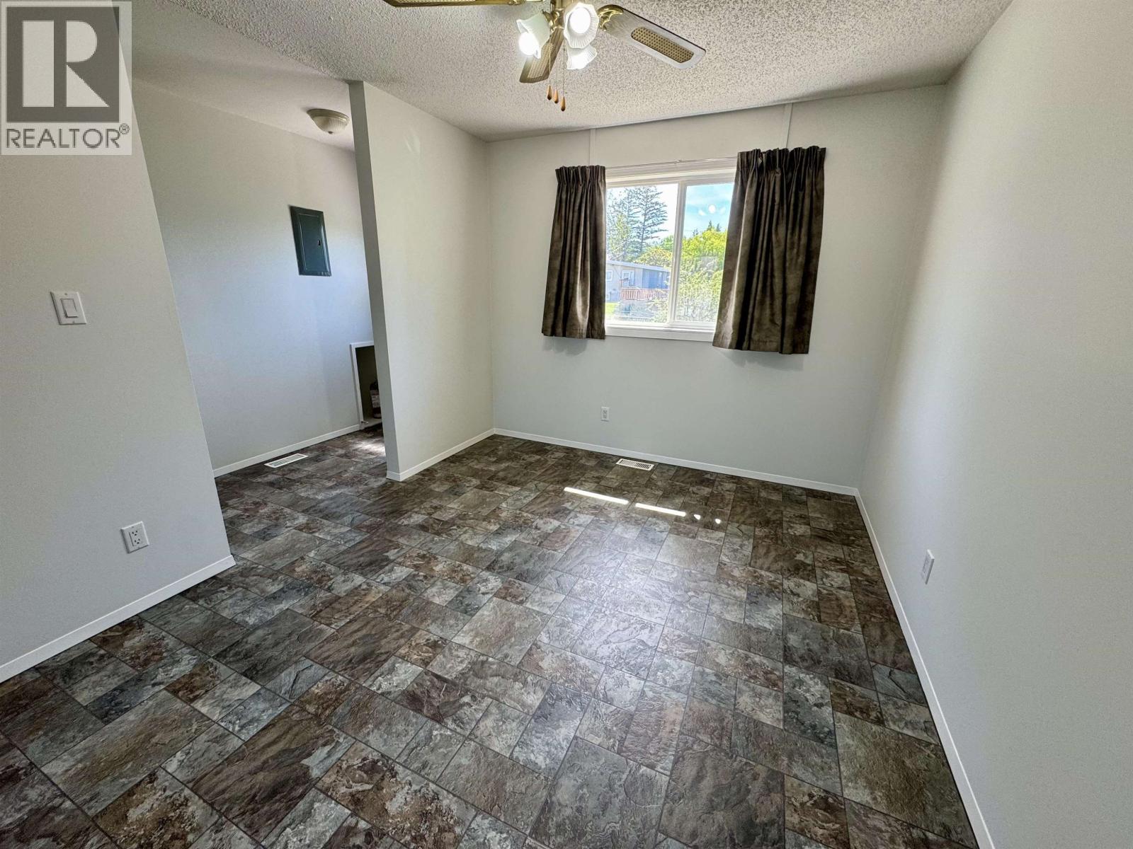 708 SMITH STREET - 11