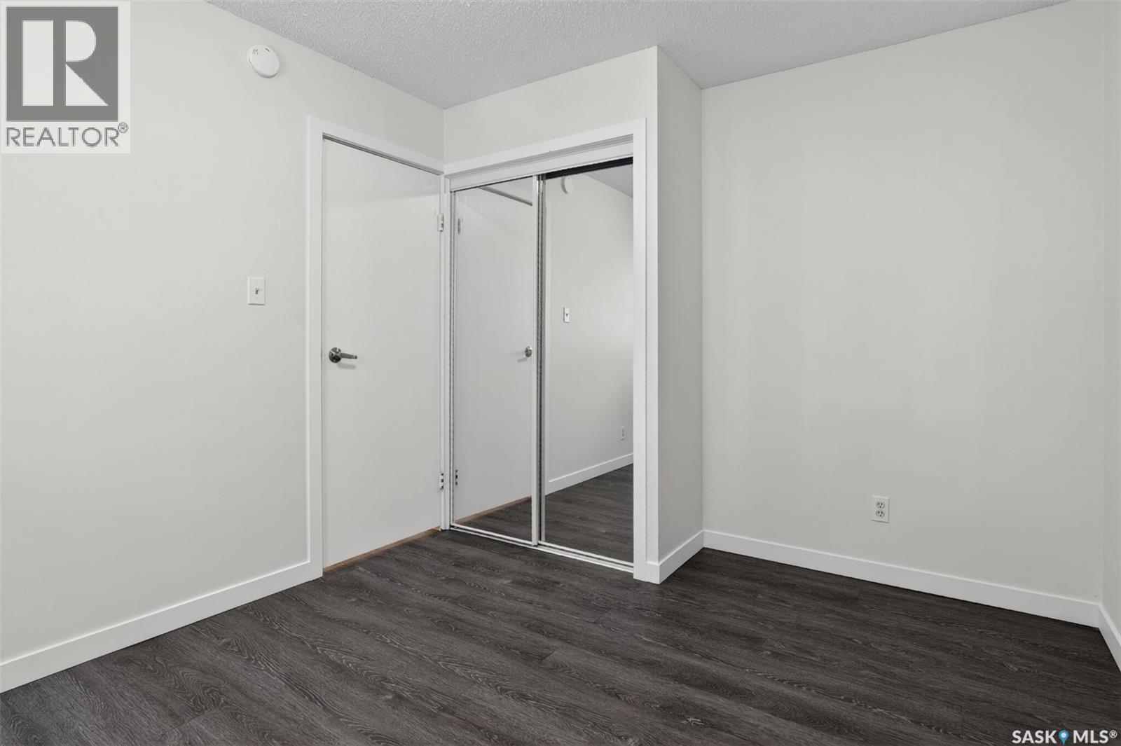 #201 431 4th AVENUE N - 16