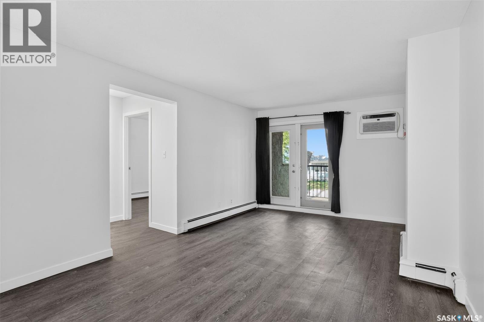 #201 431 4th AVENUE N - 4