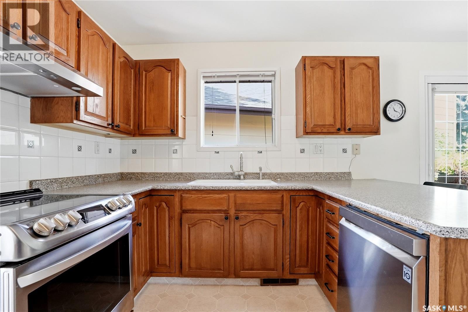 318 Nokomis PLACE - 29