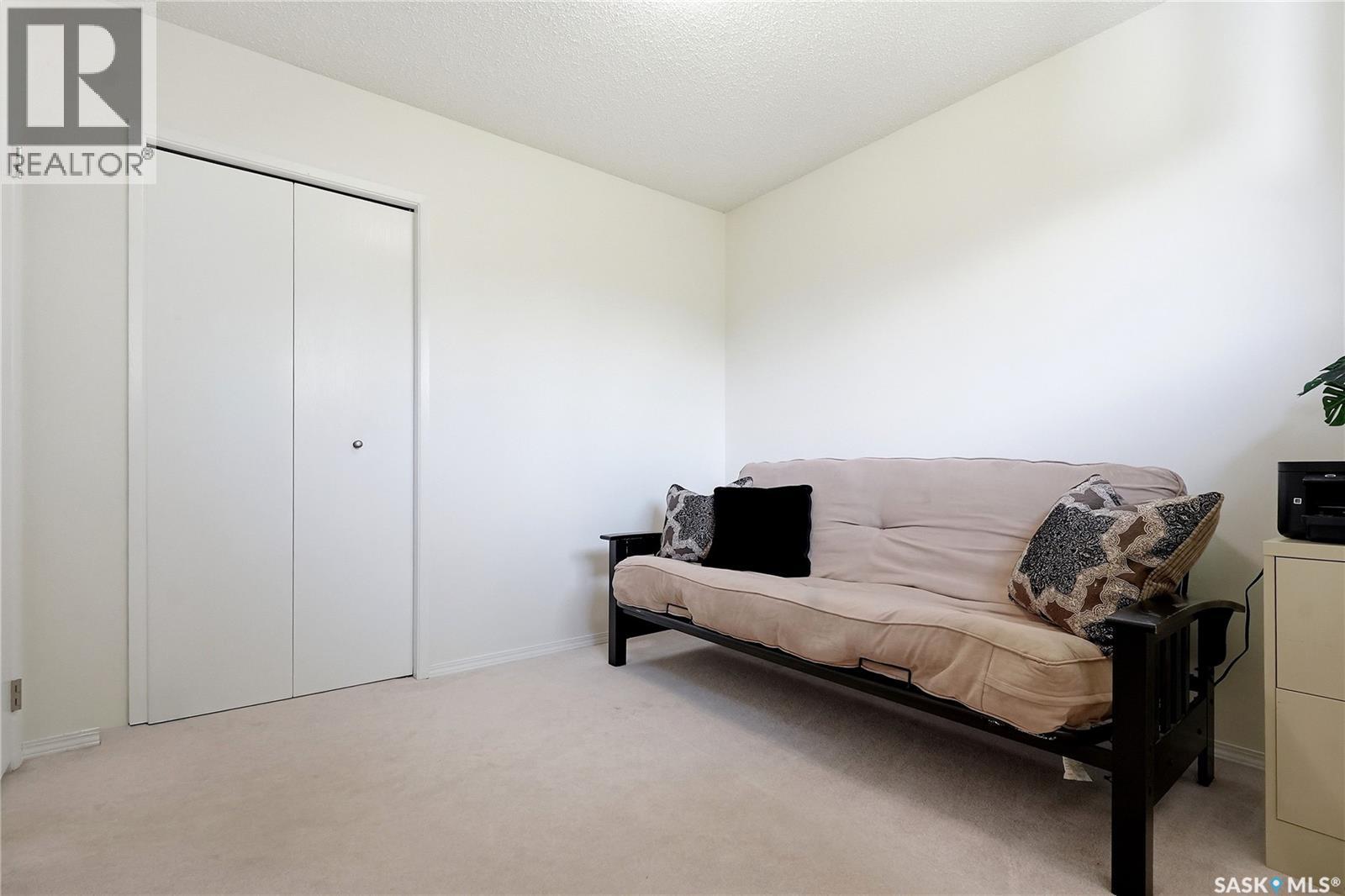 318 Nokomis PLACE - 47