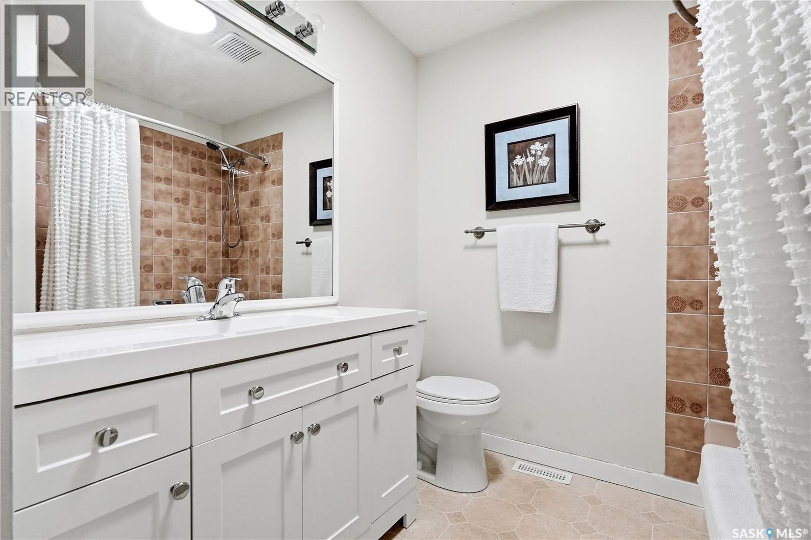 318 Nokomis PLACE - 49