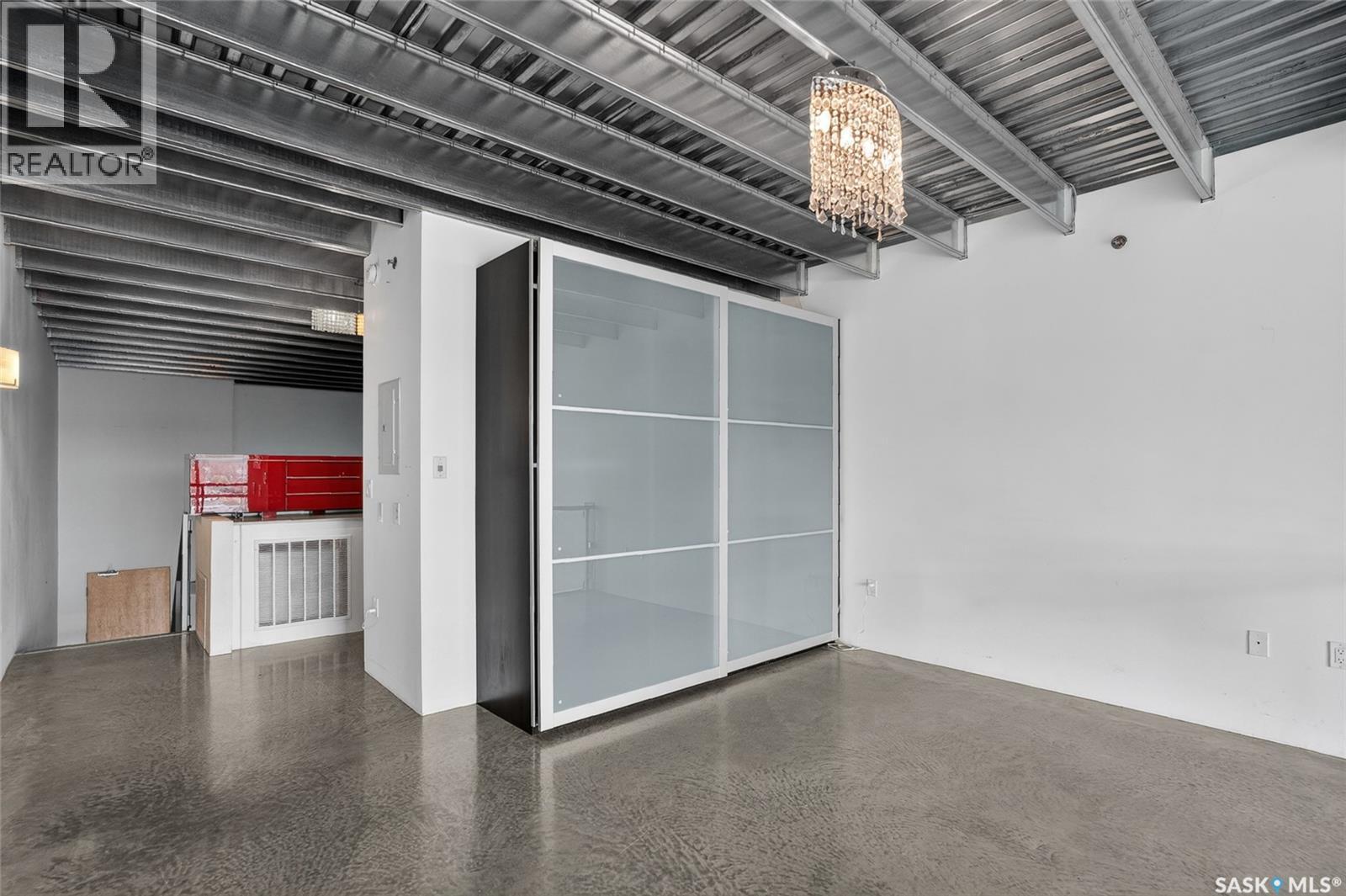 #517 120 23rd STREET E - 27
