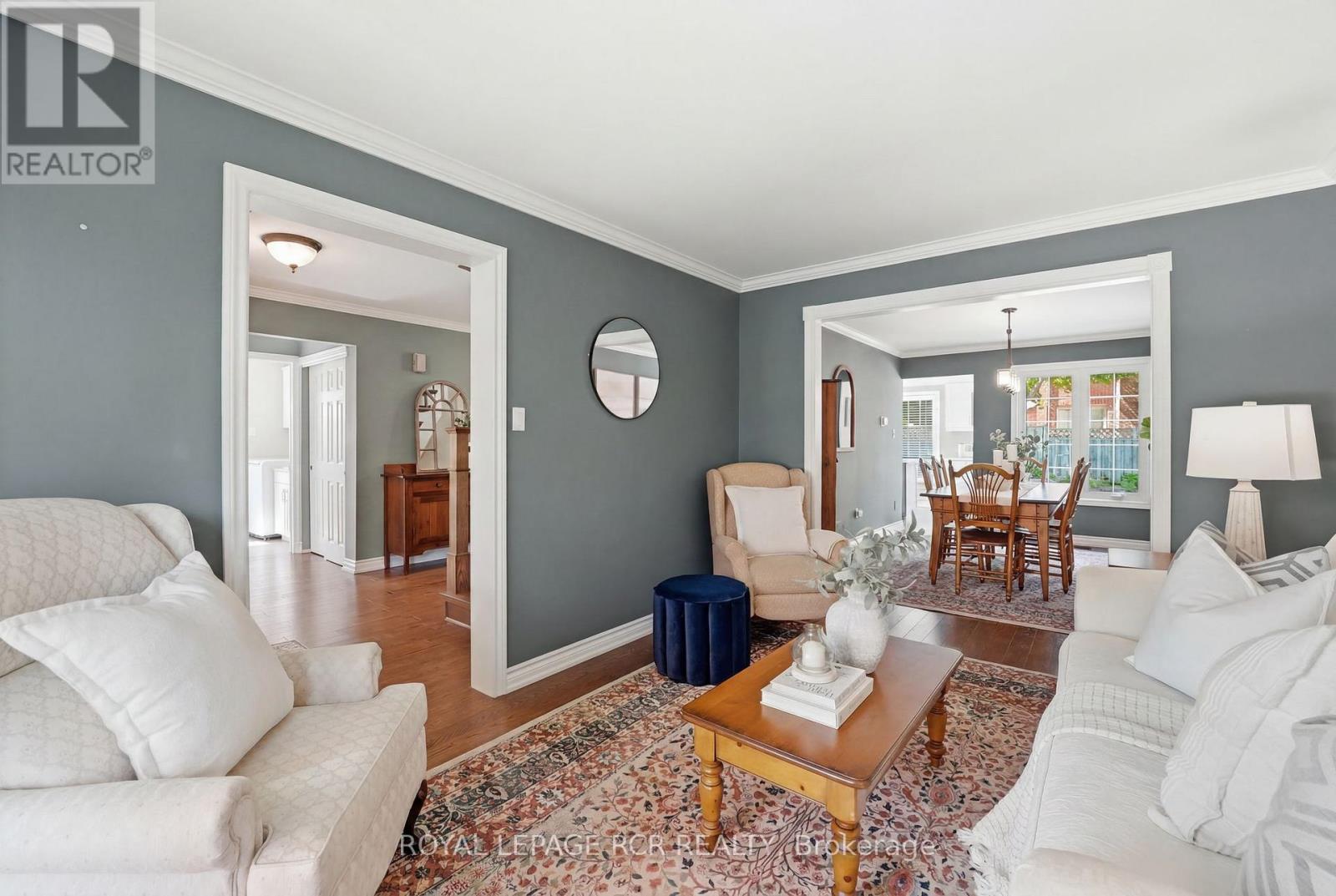 40 MOFFAT CRESCENT - 14