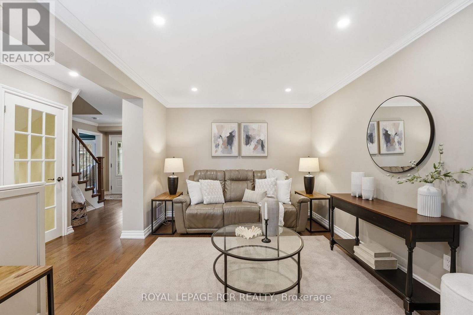 40 MOFFAT CRESCENT - 6