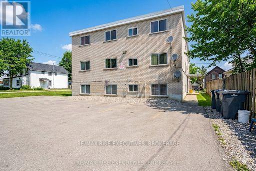 48 STEPHEN STREET - 8