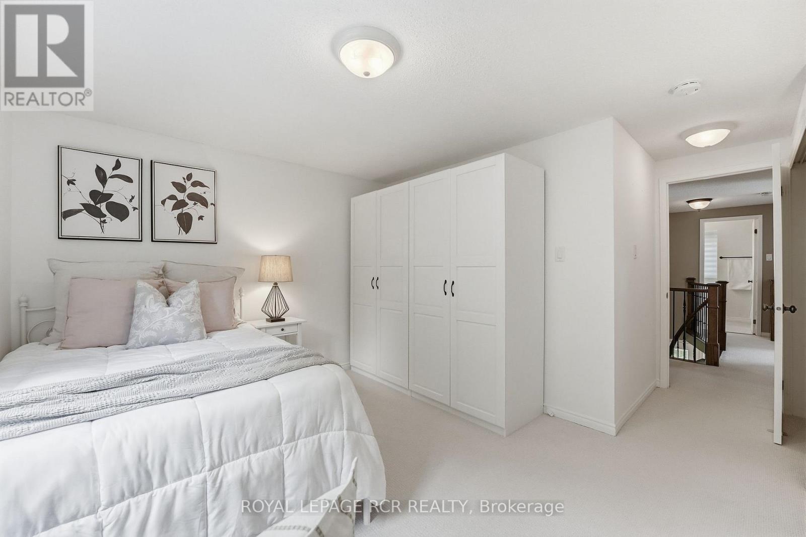 40 MOFFAT CRESCENT - 26