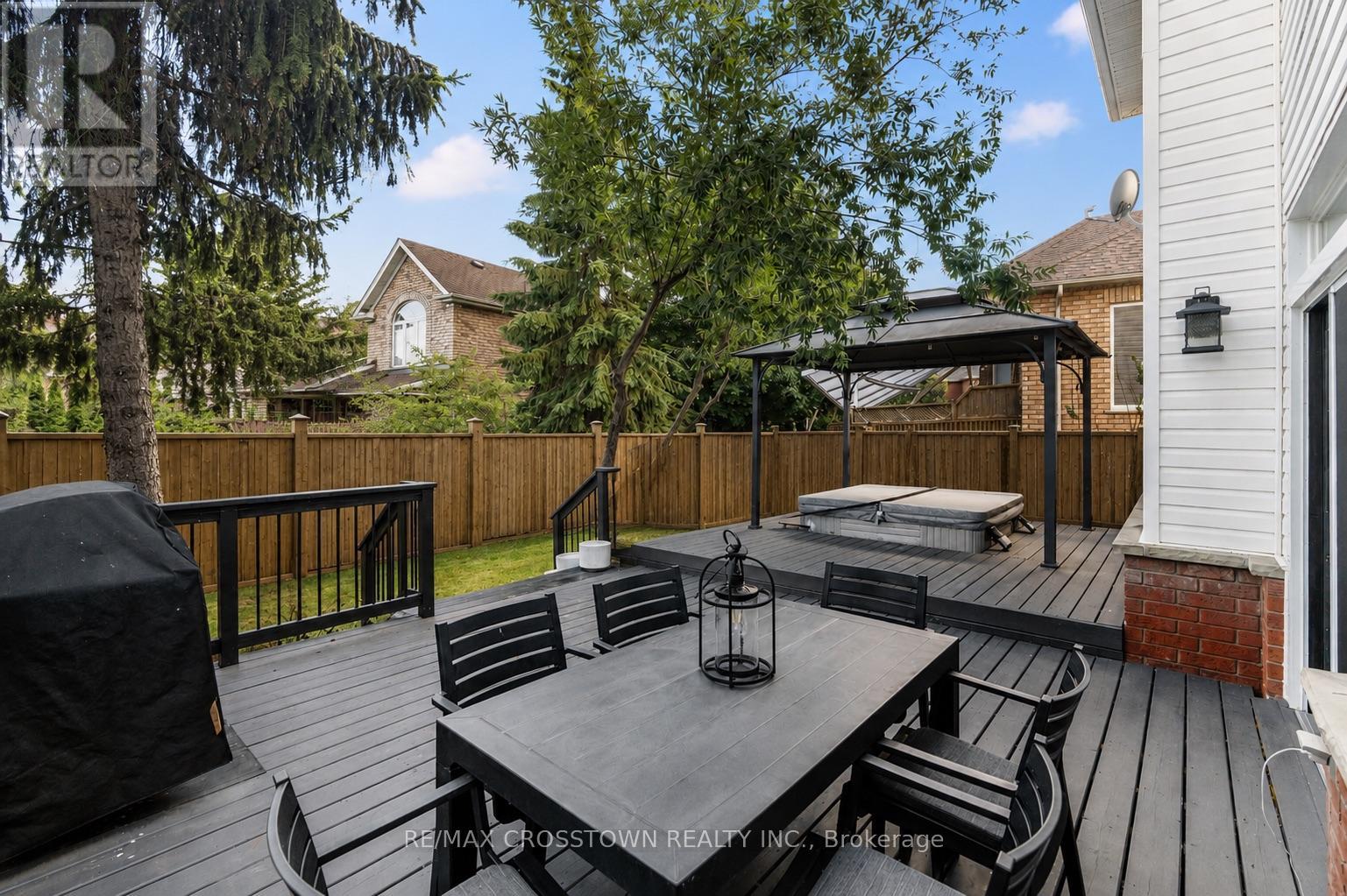 11 KENSINGTON TRAIL - 37