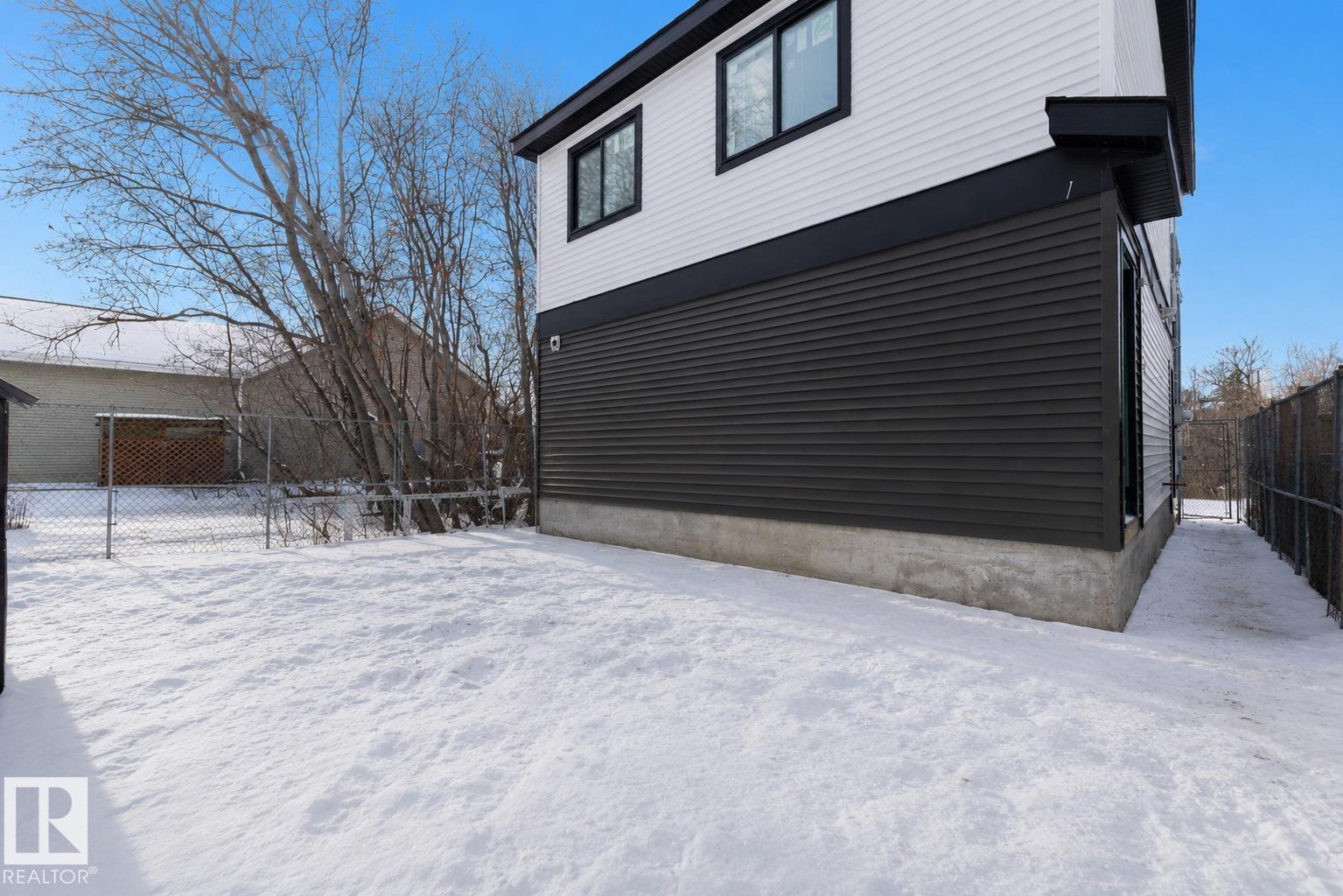 7927 112S AV NW - photo 3