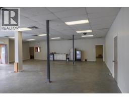 1011 Se Frontage Road, Mcbride, BC V0J2E0 Photo 15