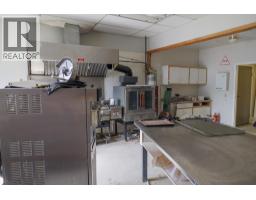 1011 Se Frontage Road, Mcbride, BC V0J2E0 Photo 22