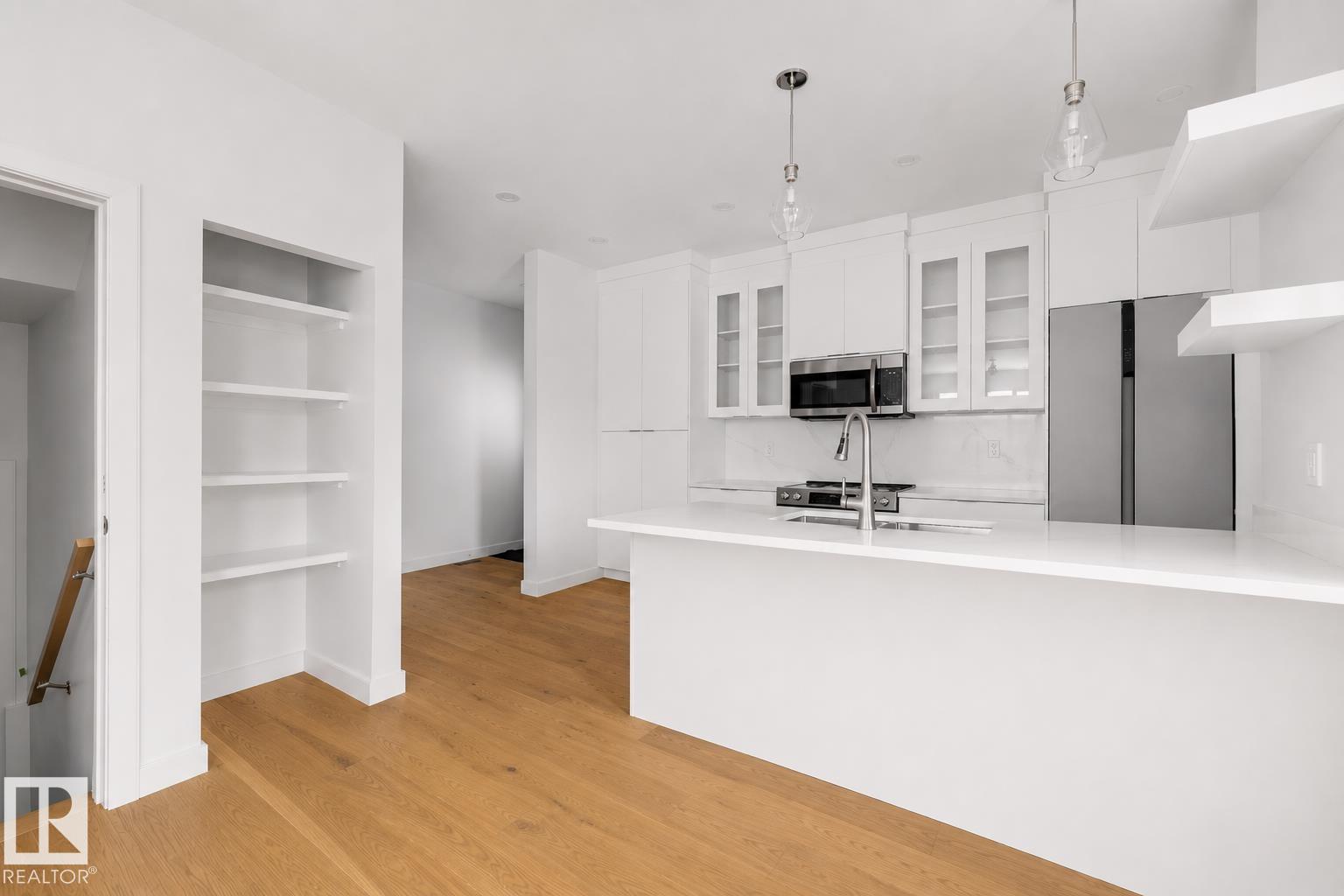 7927 112S AV NW - 21