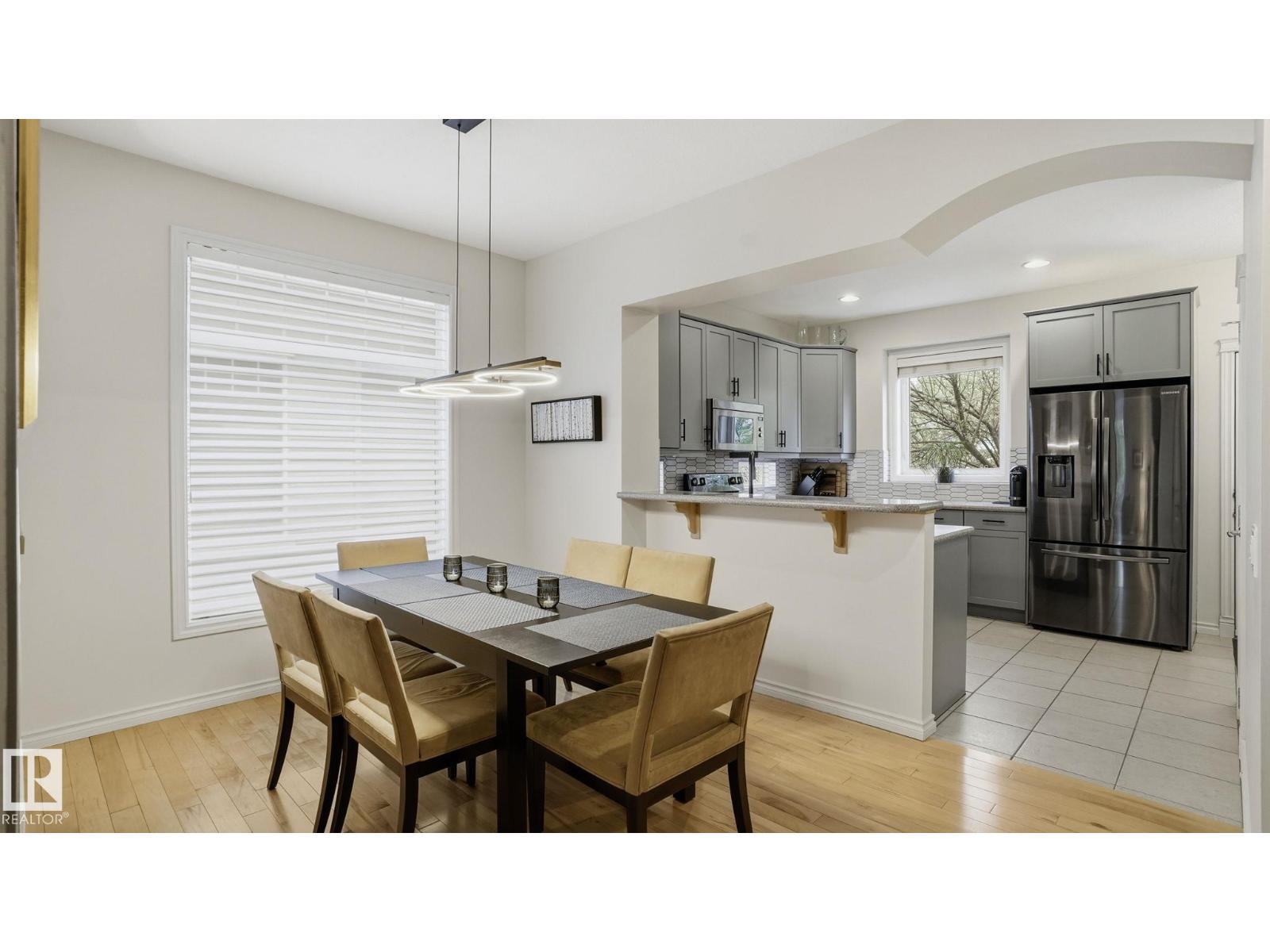 9551 73 AV NW - 12