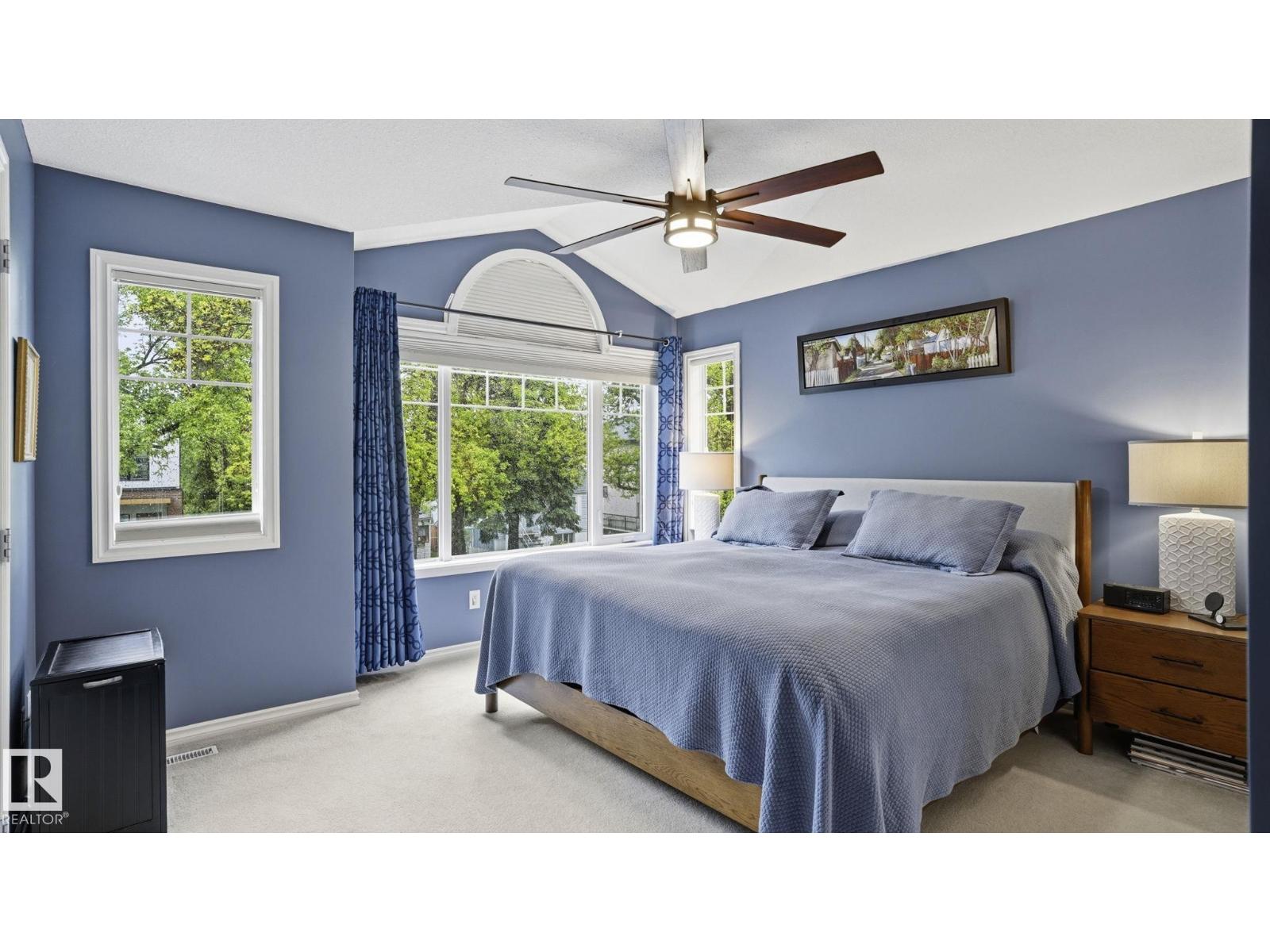 9551 73 AV NW - 23
