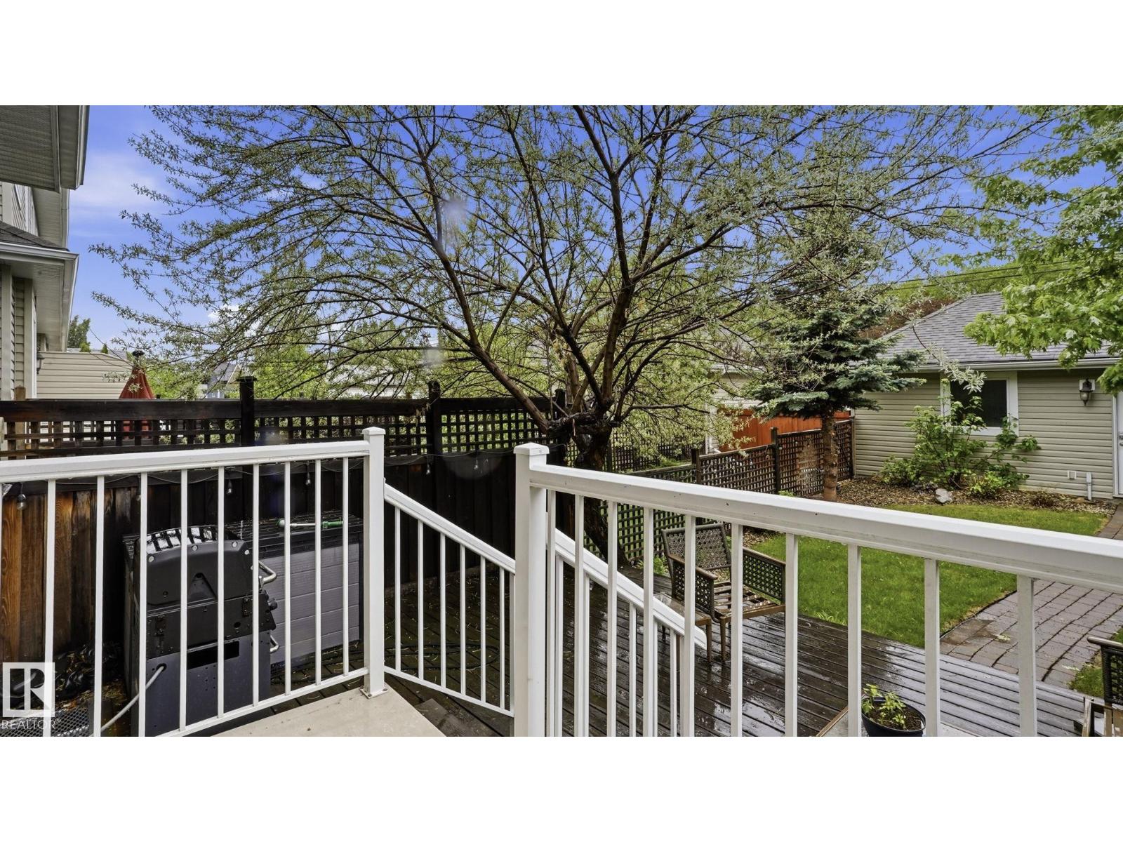 9551 73 AV NW - 38