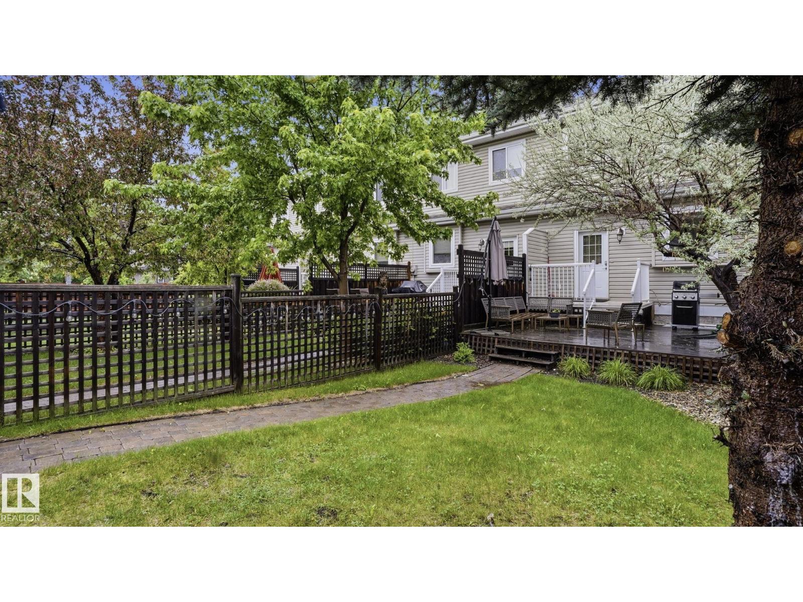 9551 73 AV NW - 42