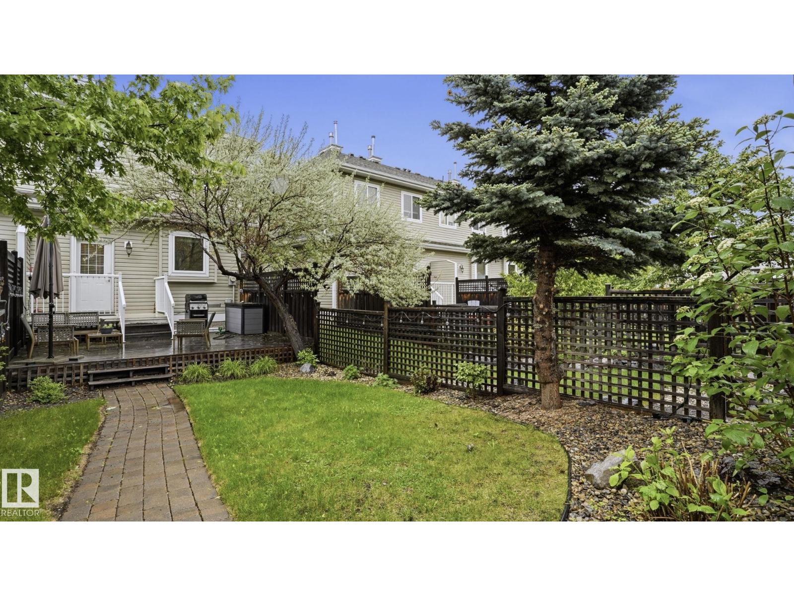 9551 73 AV NW - 43