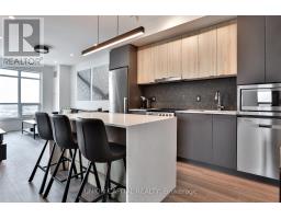 1002 - 30 Upper Mall Way, Vaughan, ON L4J0L7 Photo 8