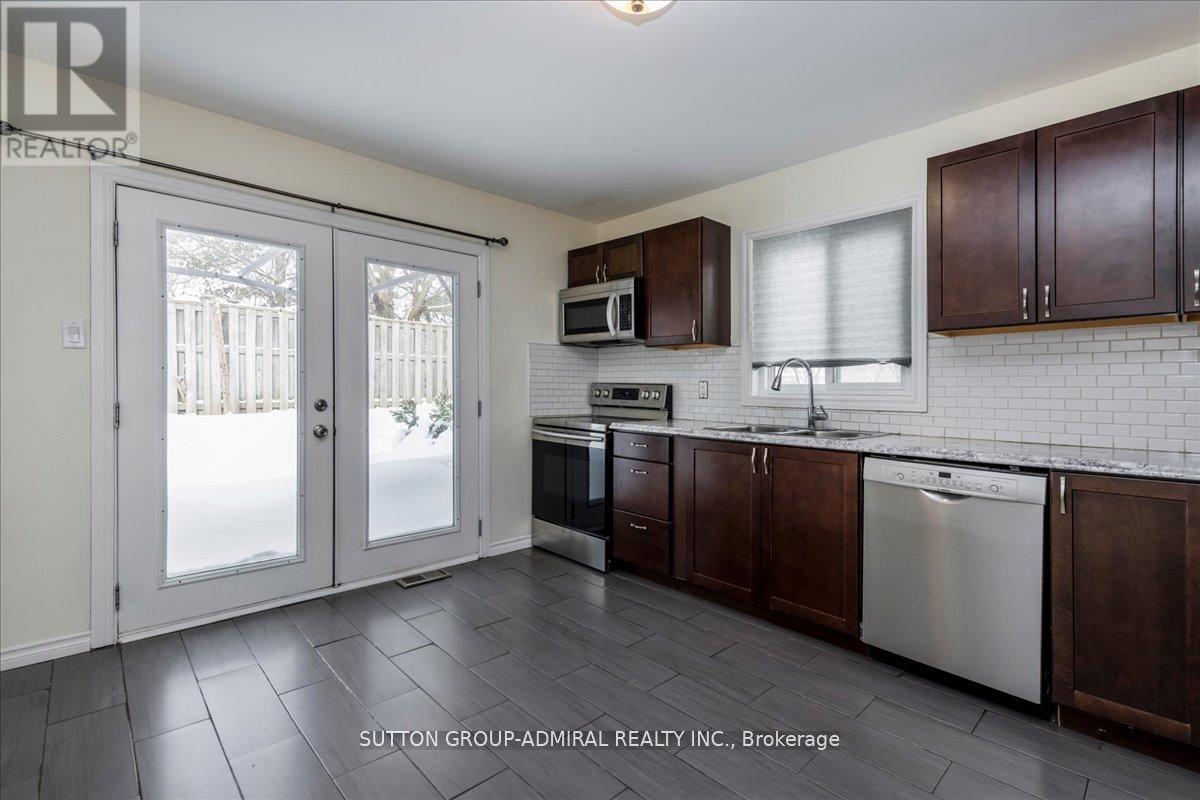 64 COPEMAN CRESCENT - 9
