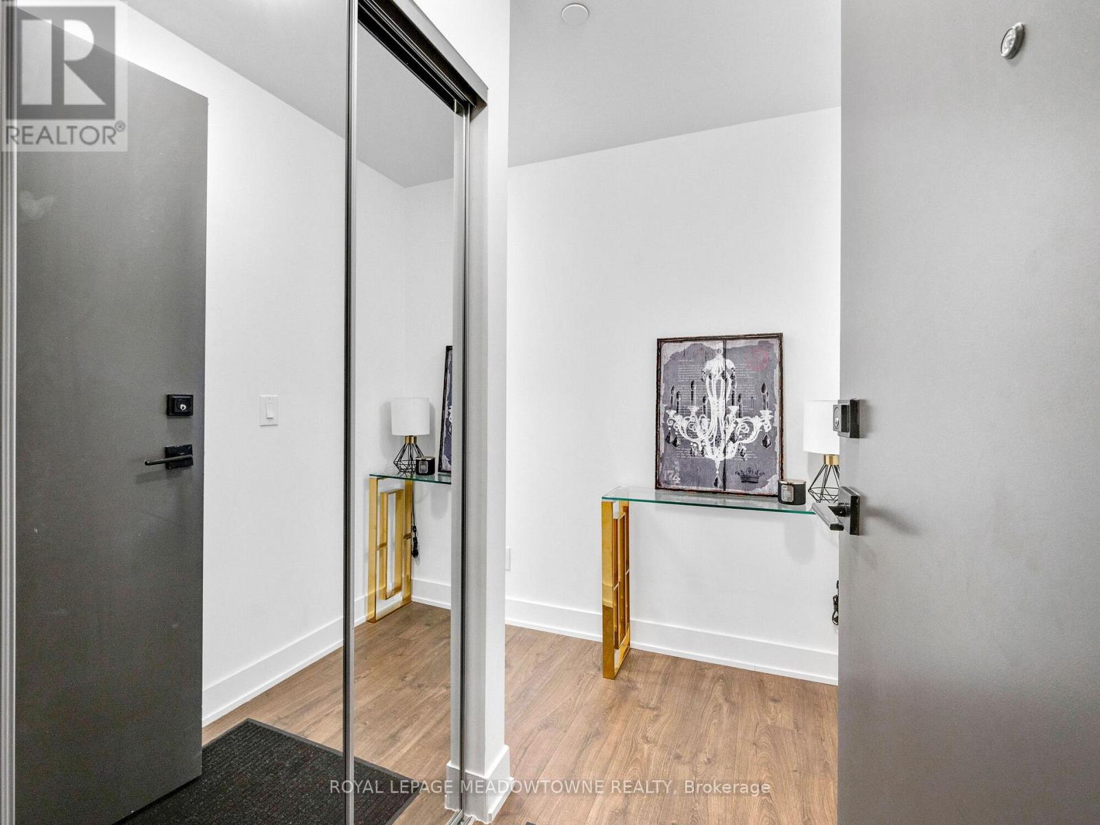 #714 2489 TAUNTON ROAD - 4