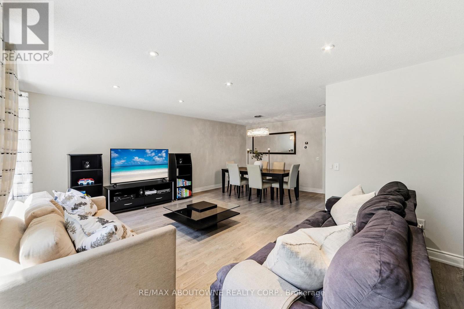 2355 STRAWFIELD COURT - 12