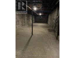 2936 Dundas Street W, Toronto, ON M6P1Y8 Photo 12