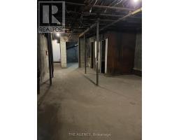 2936 Dundas Street W, Toronto, ON M6P1Y8 Photo 13