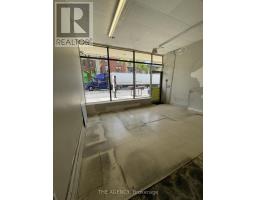 2936 Dundas Street W, Toronto, ON M6P1Y8 Photo 6