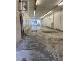 2936 Dundas Street W, Toronto, ON M6P1Y8 Photo 8