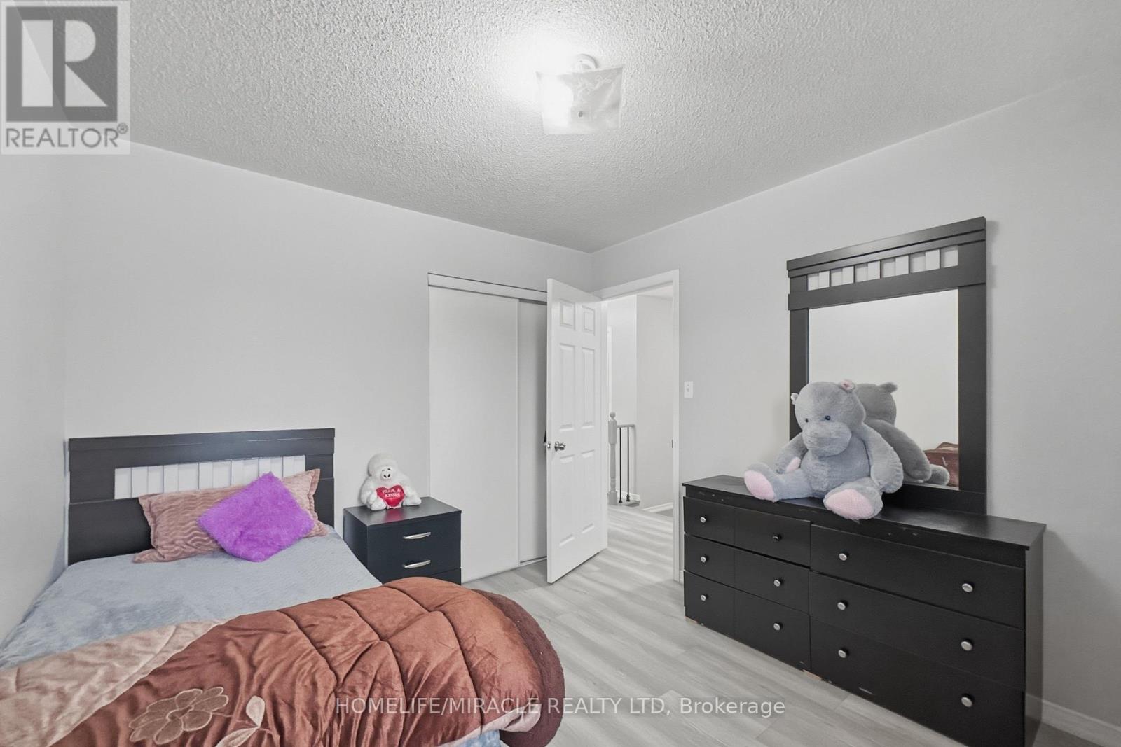 37 PRAIRIE ROSE CIRCLE - 18