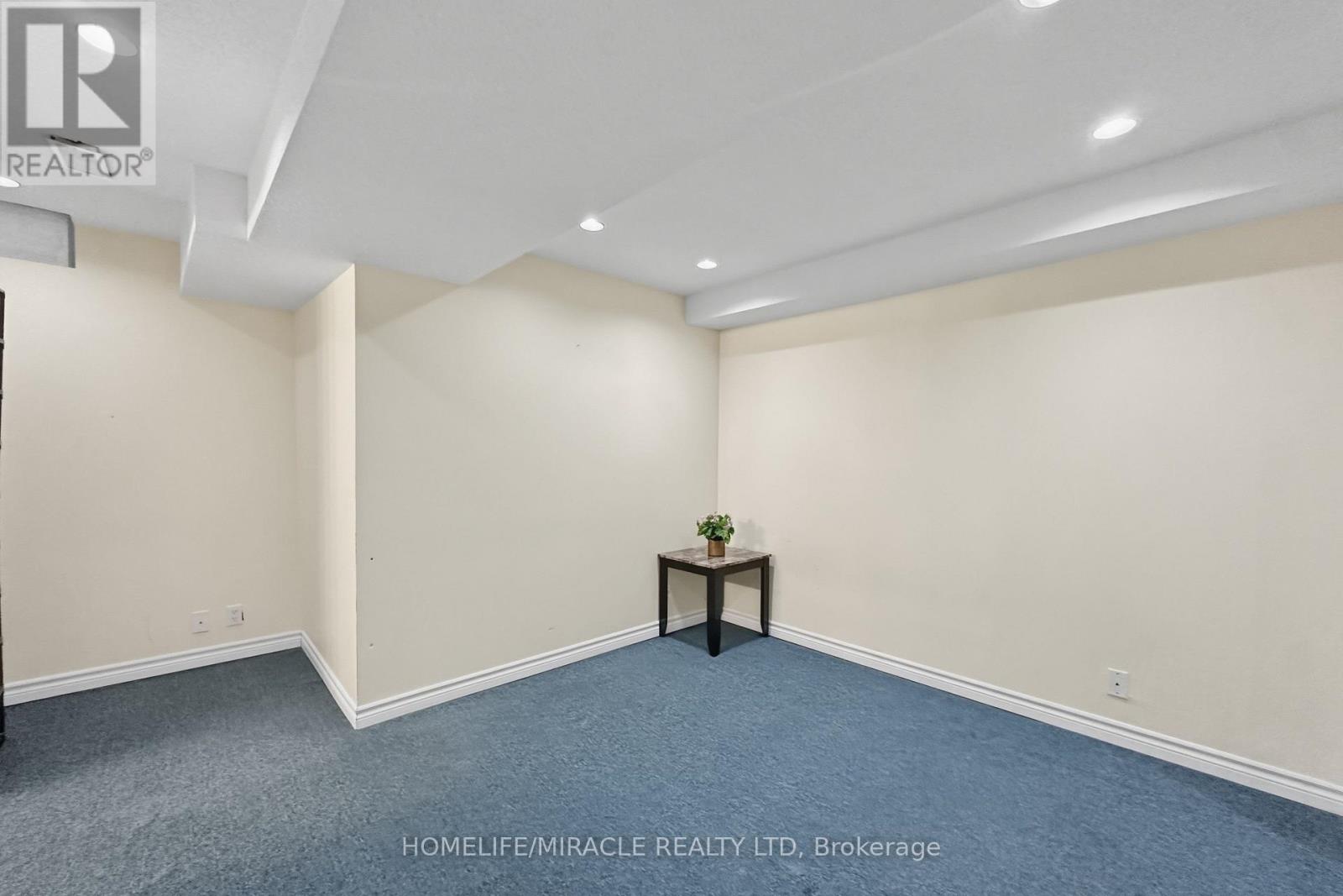 37 PRAIRIE ROSE CIRCLE - 25