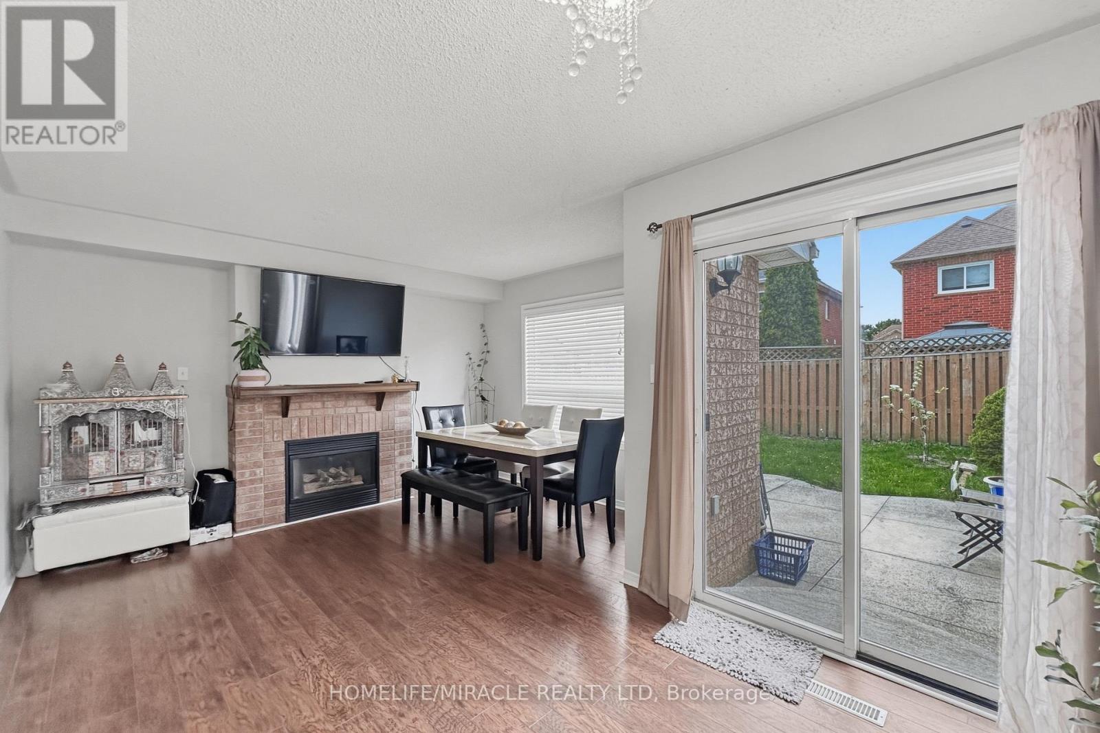 37 PRAIRIE ROSE CIRCLE - 8