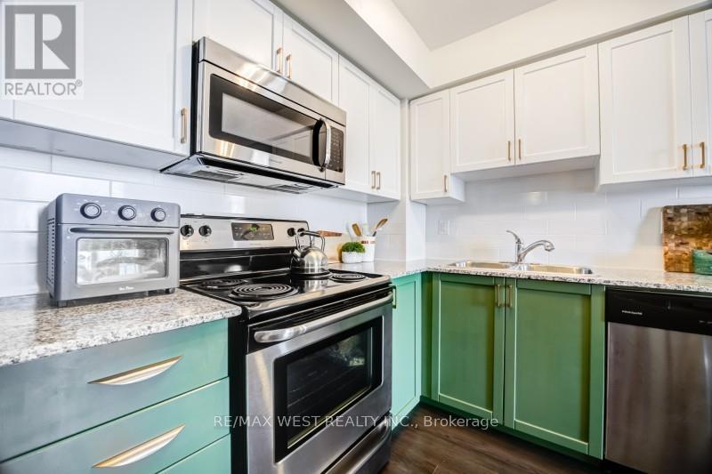 #704 812 LANSDOWNE AVENUE - 6