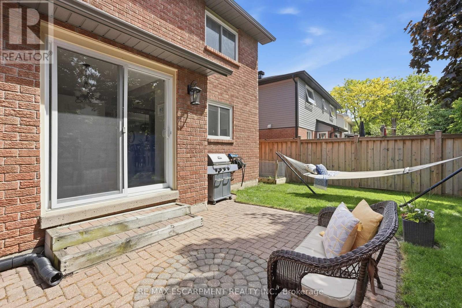 2418 BUTTERNUT CRESCENT - 44