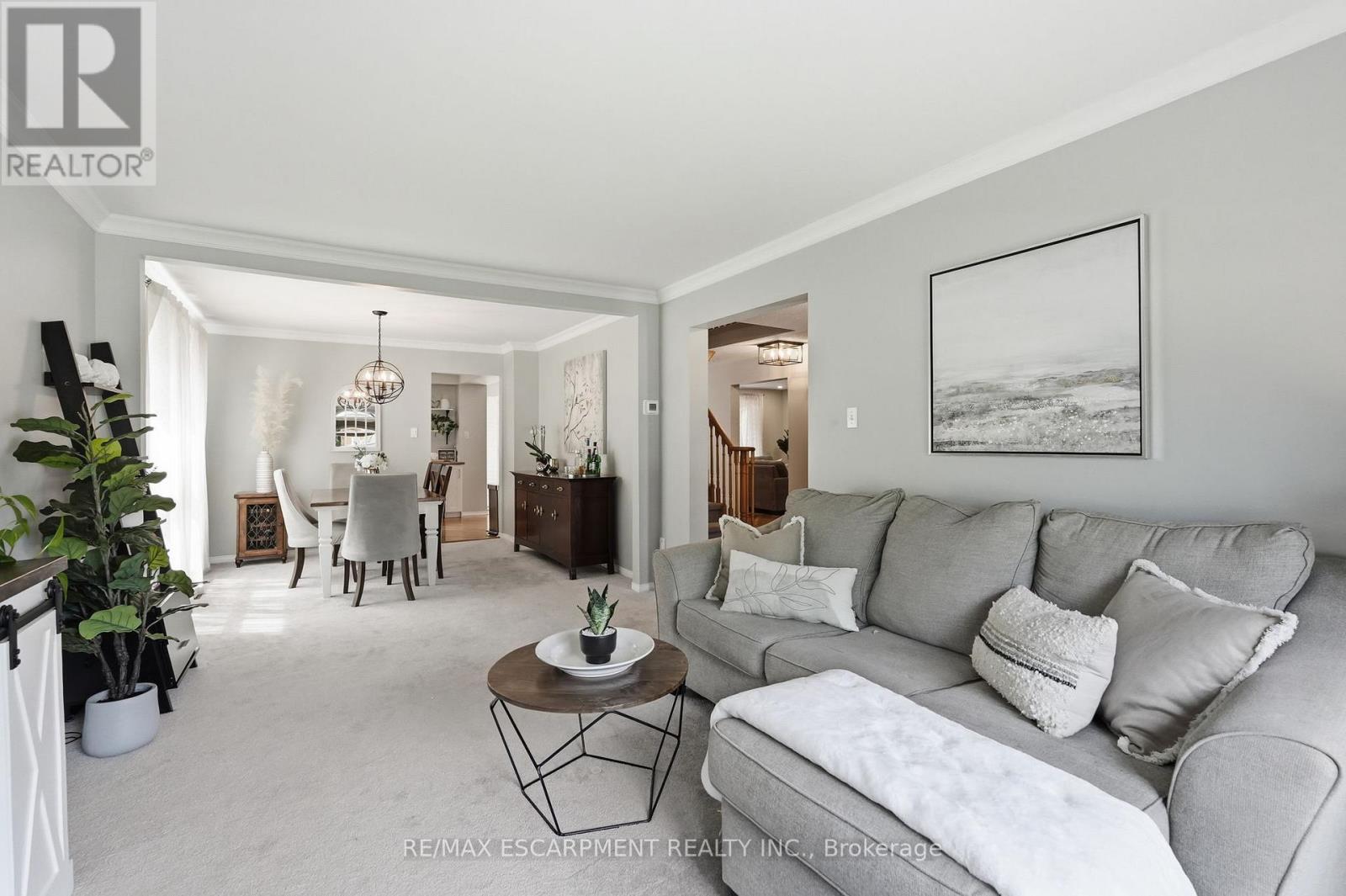 2418 BUTTERNUT CRESCENT - 8