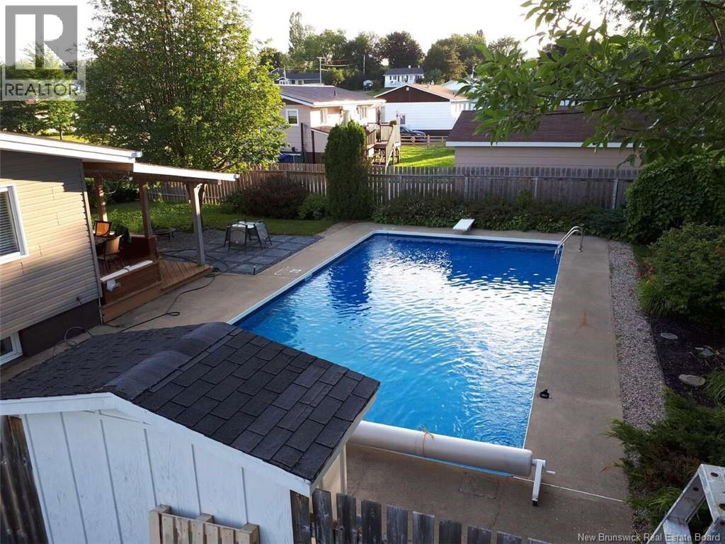 140 Neil Drive - 4