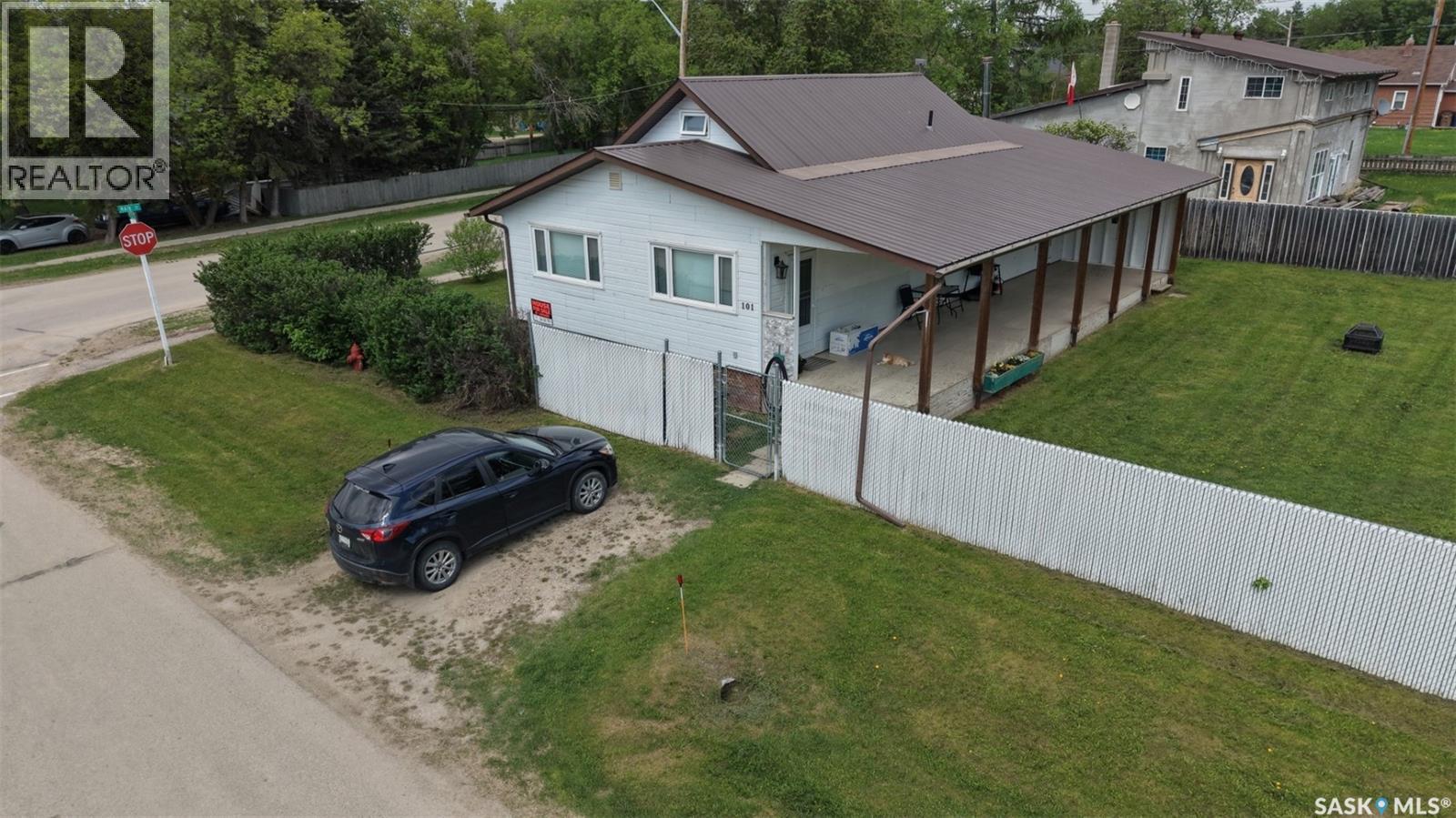 101 5th AVENUE S - 2