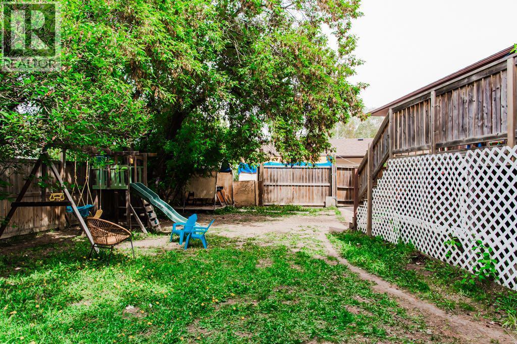 9332 70A Avenue - 31