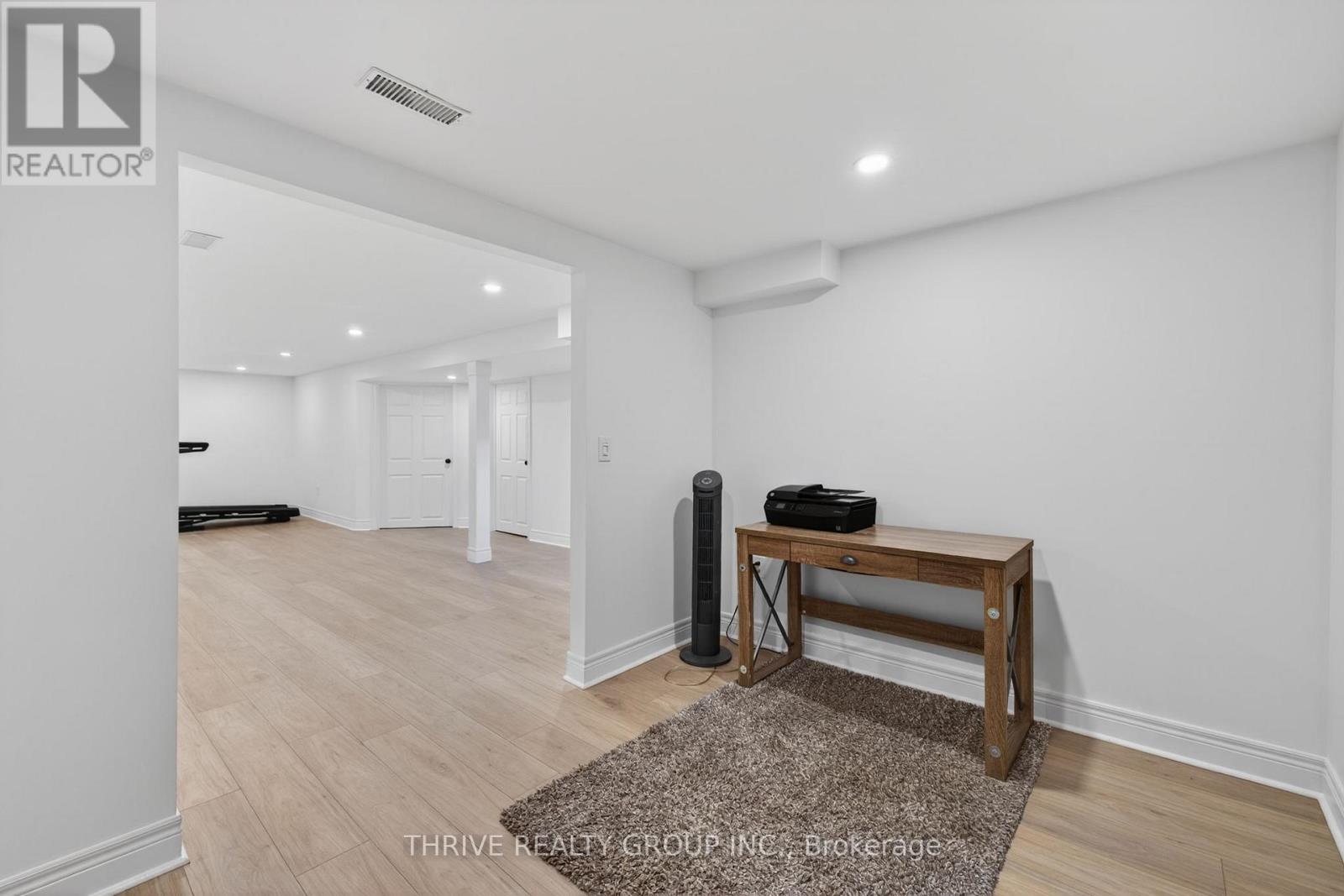 85 VANBUSKIRK DRIVE - 26