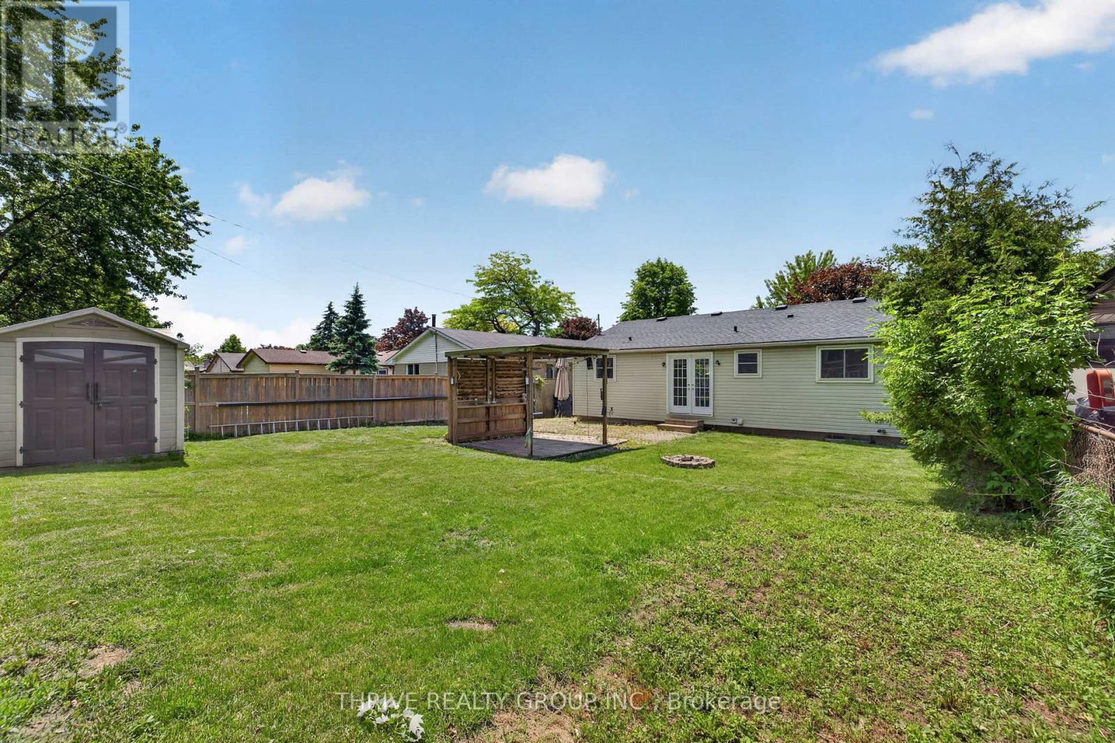 85 VANBUSKIRK DRIVE - 28